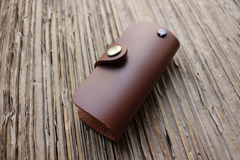 Kafka Classic Key Case/Coffee - Keychains - Genuine Leather Brown