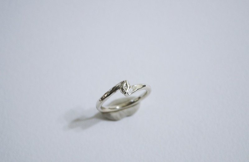 沒有鑽石的小鑽戒。純銀戒指 - 戒指 - 其他金屬 白色