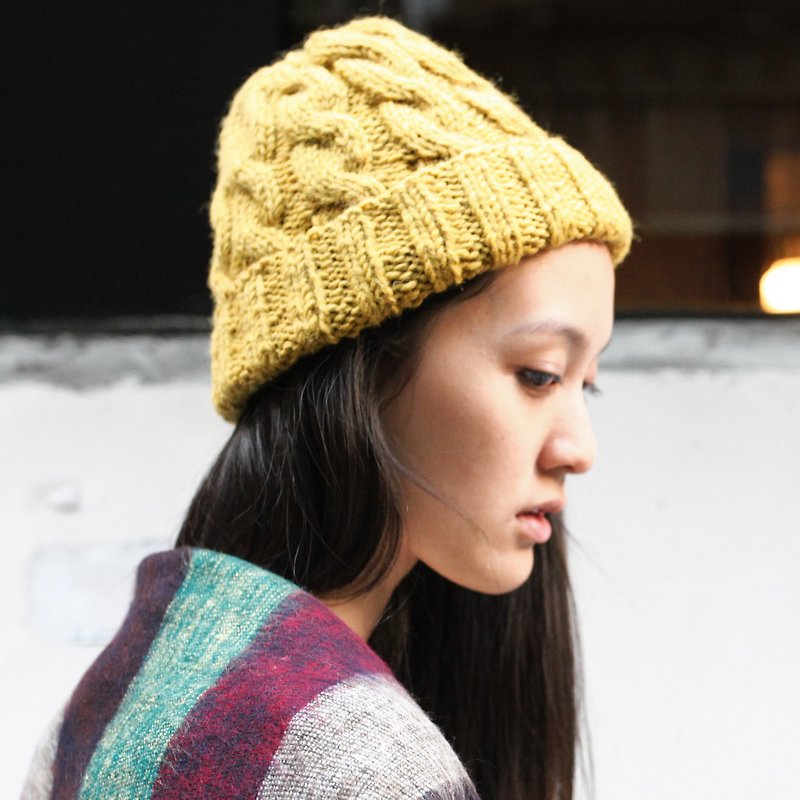 OMAKE hand-knit wool hat twist - หมวก - วัสดุอื่นๆ สีเหลือง