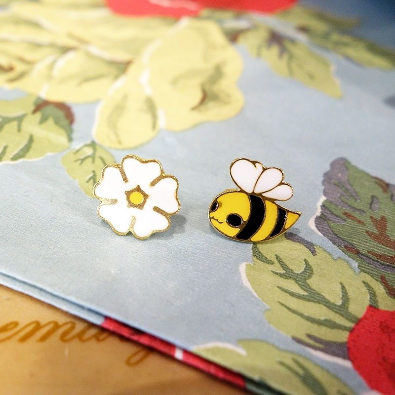 The flower eats the bee | Bee and flower hand made earrings - Earrings & Clip-ons - Enamel Yellow