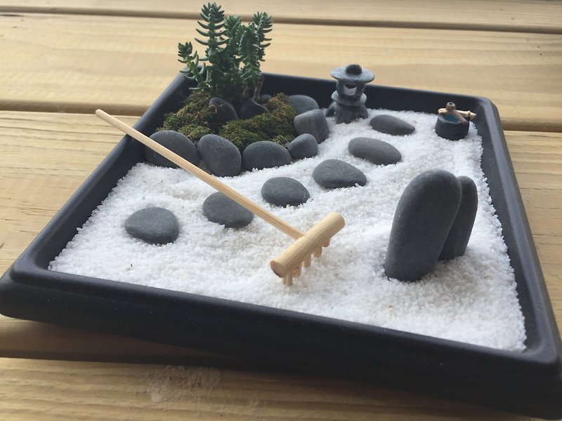 純自然 日式 禪庭 沙盤 枯山水 多肉 石燈 送禮 zen potted - 擺飾/家飾品 - 其他材質 灰色