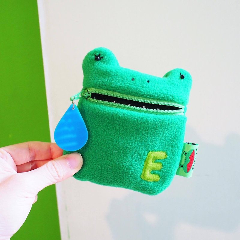 E*group 口水零錢包 阿蛙 草綠色.灰綠色 青蛙   交換禮物 - 零錢包/小錢包 - 其他材質 綠色