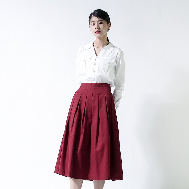 SU: MI said Overlapped classic fit pleated skirt red _5AF404_ - Skirts - Cotton & Hemp Red