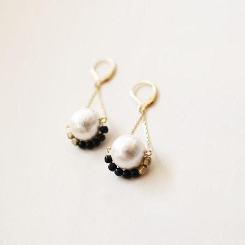 Pearl bead earrings altalena [black] - Earrings & Clip-ons - Other Metals 