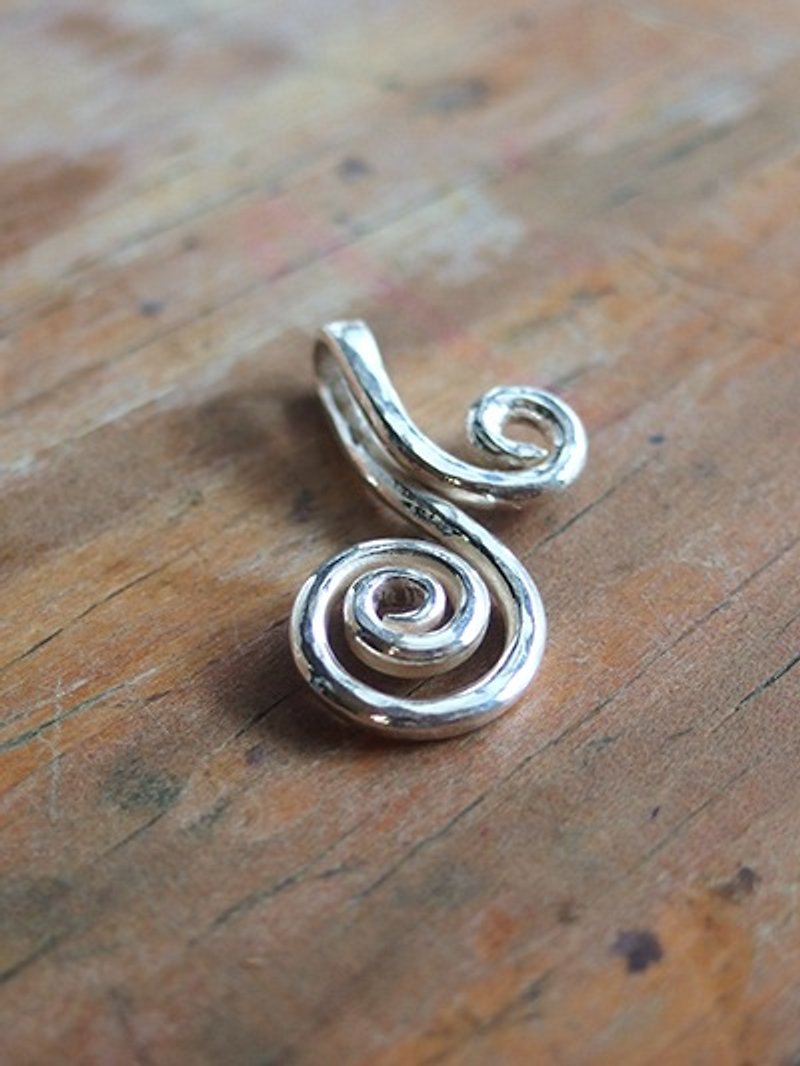 Vibrant notes spiral / buds / silver / pendant - Necklaces - Other Metals White