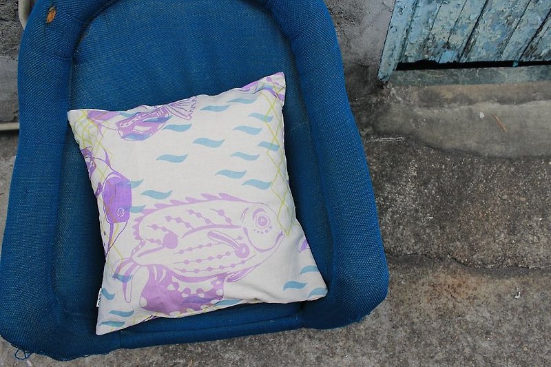 【ZhiZhiRen】厵| Pillow Case-Qijin Filling Fish - Pillows & Cushions - Other Materials Purple