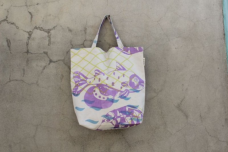 [ZhiZhiRen] 厵 | Jumping bag-Qijin fish - กระเป๋าถือ - ผ้าฝ้าย/ผ้าลินิน สีม่วง