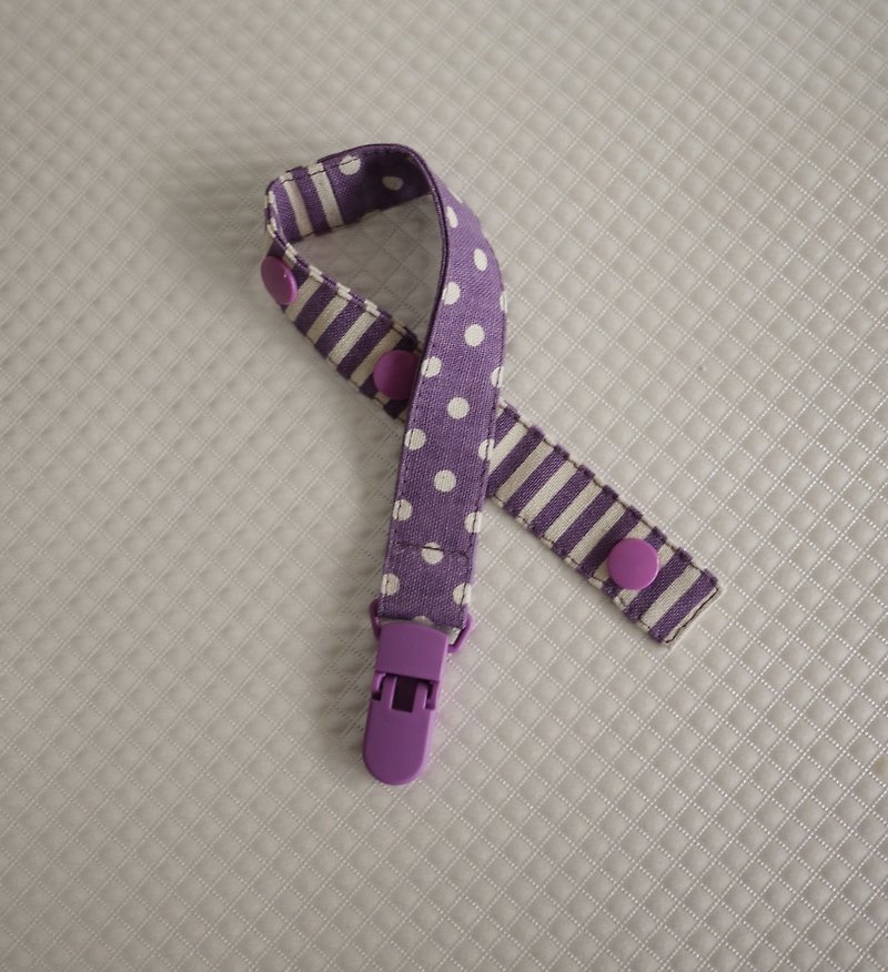[Katie. C Katie. heart. Feel life] Mommy's little helper = adjustable pacifier chain = met when little purple stripes = - Bibs - Other Materials Purple