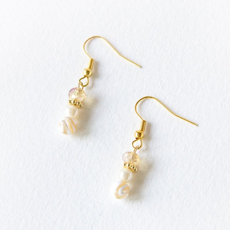 Simple Straight Earrings / Yellow-Colored Glass Pearl Tai Chi Shell Natural Stone Earrings - Earrings & Clip-ons - Gemstone Yellow