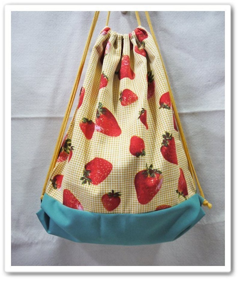 After Drawstring Backpack + me back a piece of strawberry cake - blue water models + - Drawstring Bags - Other Materials Red