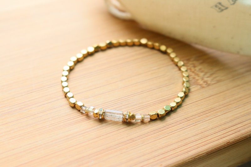< ☞ HAND IN HAND ☜ > spectrum stone - northwest wind Brass bracelet (0529) - Bracelets - Gemstone Gray