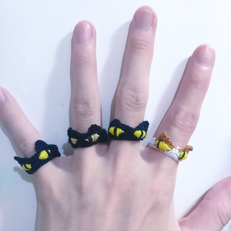 勾編古惑的貓刺繡戒指 - 戒指 - 其他材質 多色