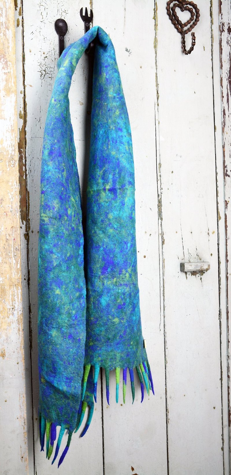 Blue Planet wool felt scarves _ _ fair trade - ผ้าพันคอ - ขนแกะ สีน้ำเงิน