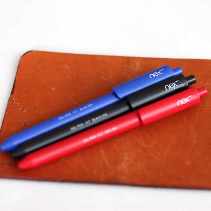 PREMEC Swiss gel ink pen blue black red three-color pen body black red blue refill - กล่องดินสอ/ถุงดินสอ - พลาสติก สีน้ำเงิน