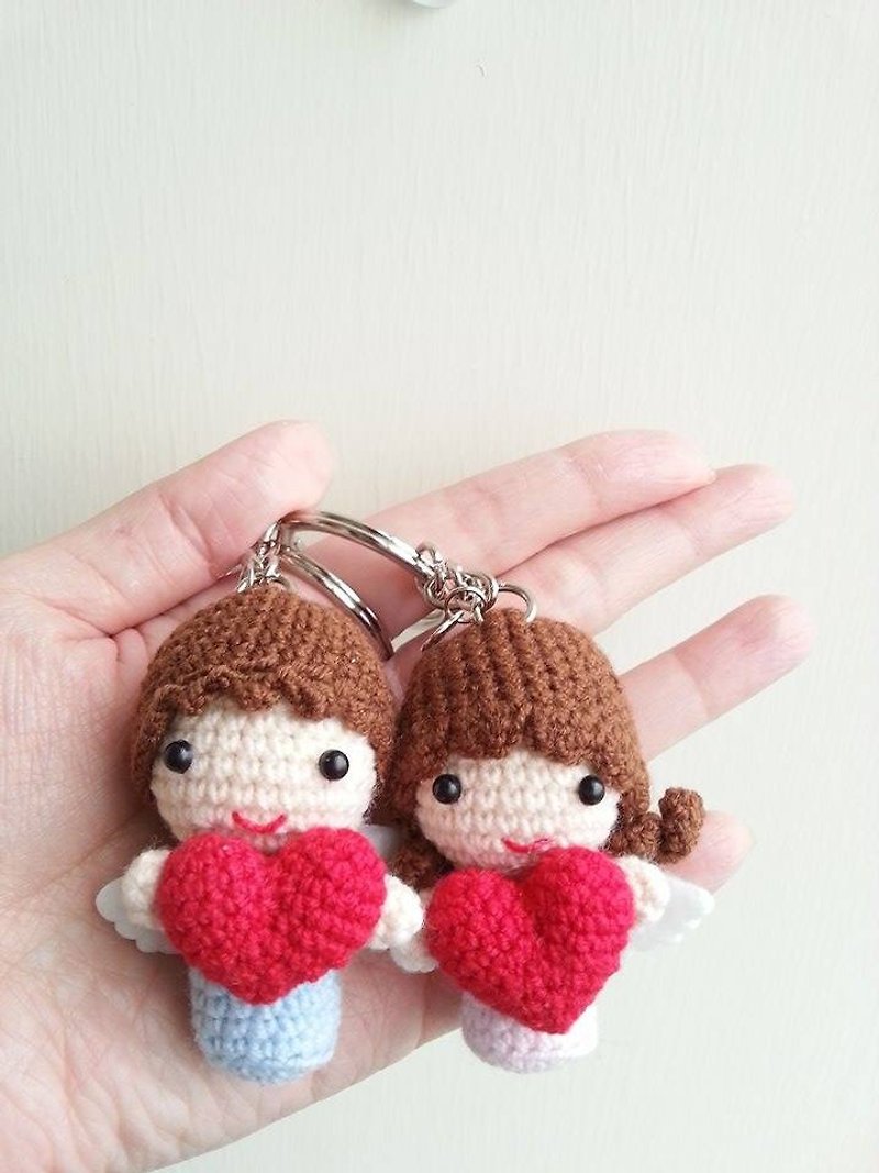 [Knitting] IUUI Q is better than the little Eros (not sold separately, with heart-shaped transparent Acrylic packaging box) - Keychains - Other Materials Multicolor