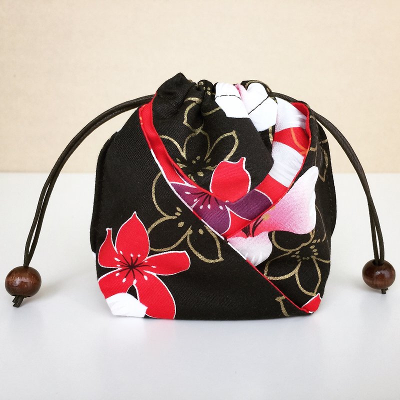 巾着バッグ - ブラック（桐の花、旧正月） - ポーチ - その他の素材 ブラック