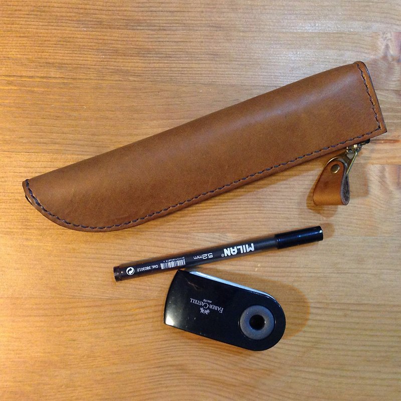 Meniscus leather pencil case autumn maroon - Pencil Cases - Genuine Leather Brown