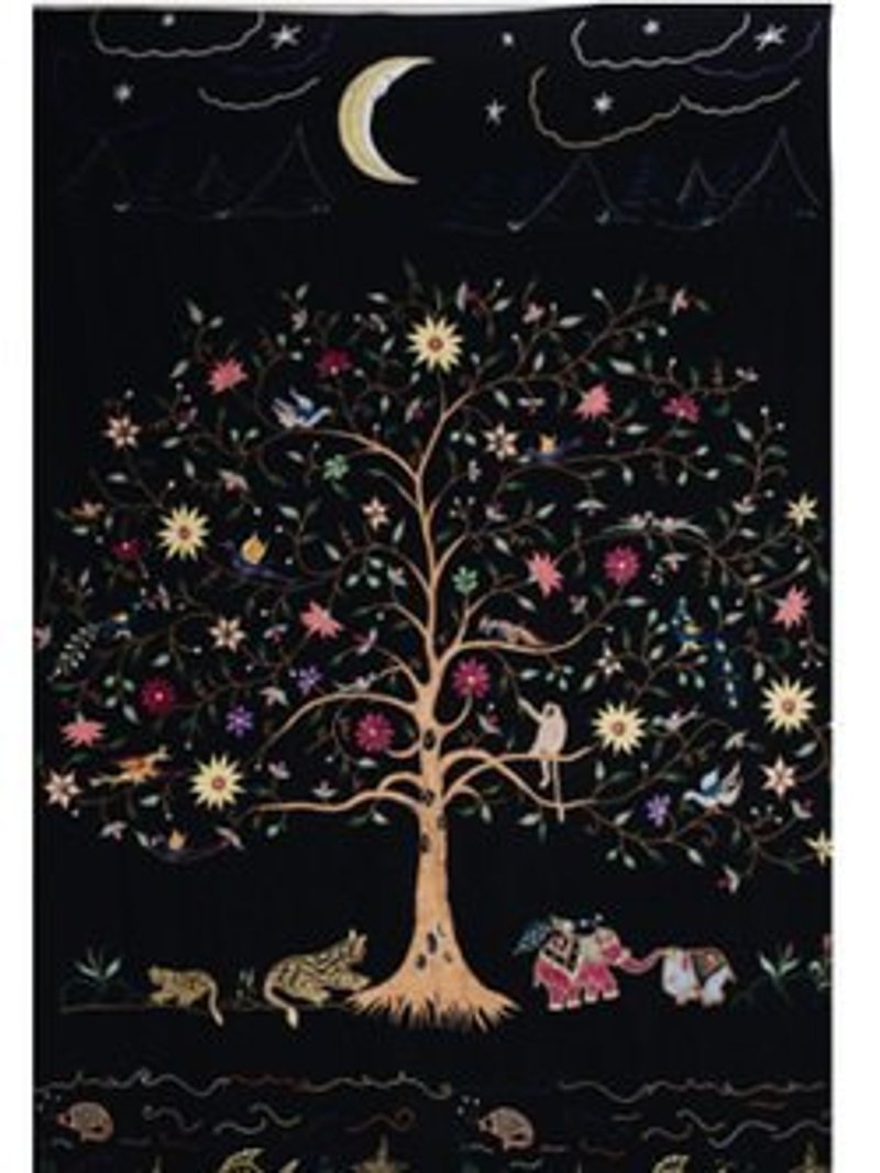 Earth tree fair trade &amp; eco- "Embroidery Series" - Tree of Life (night) - ตกแต่งผนัง - ผ้าฝ้าย/ผ้าลินิน 