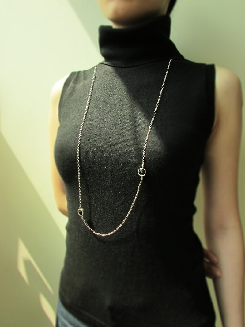 dots necklace | mittag jewelry | handmade and made in Taiwan - Necklaces - Silver Black