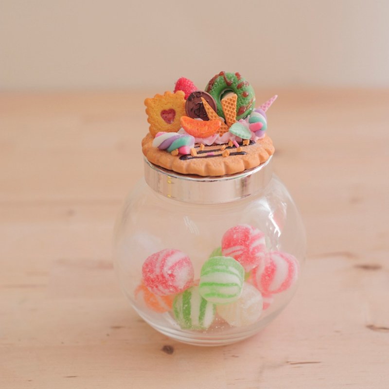 sweet dessert cookie jar container - Storage - Clay Multicolor
