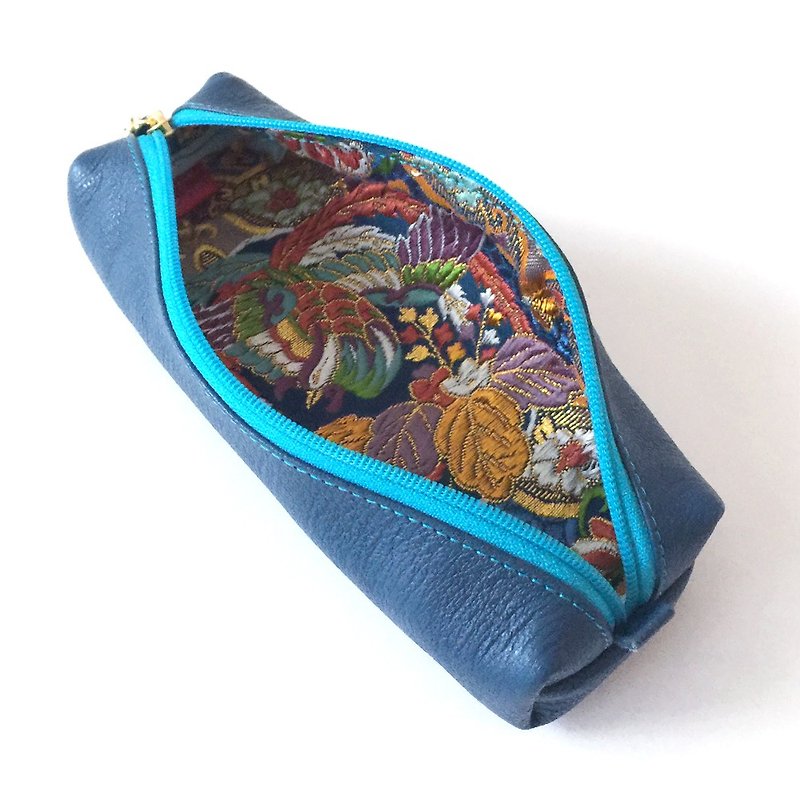 Leather pen case with Japanese Traditional pattern, Kimono "Brocade" - กล่องดินสอ/ถุงดินสอ - หนังแท้ สีน้ำเงิน