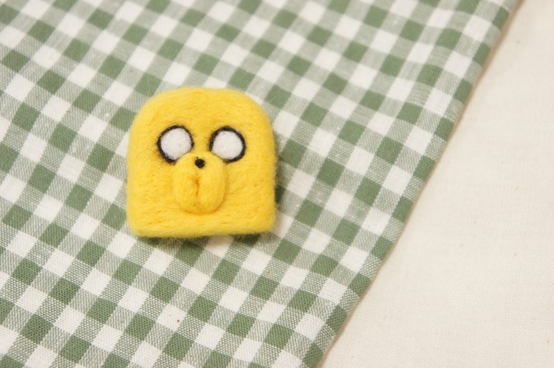 羊毛氈別針/吊飾/髮圈 - 探險活寶/老皮 - 心口針/胸針 - 羊毛 黃色