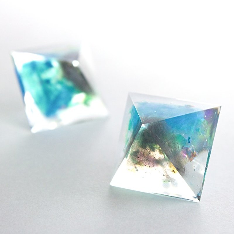 Pyramid earrings (stagnation planet) - Earrings & Clip-ons - Other Materials Multicolor