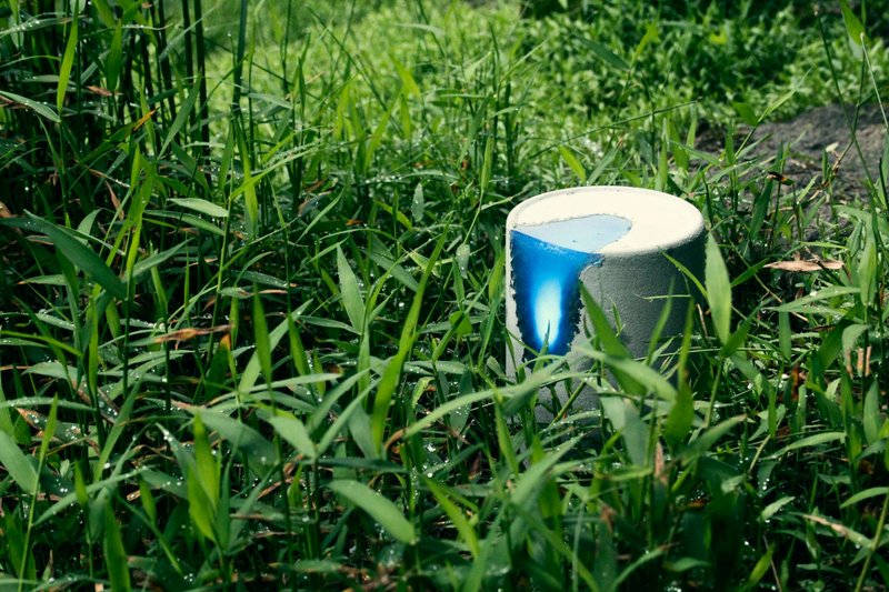 手工水泥燈具-Damp Blue Lagoon-自然系列 藍湖 - 燈具/燈飾 - 水泥 灰色