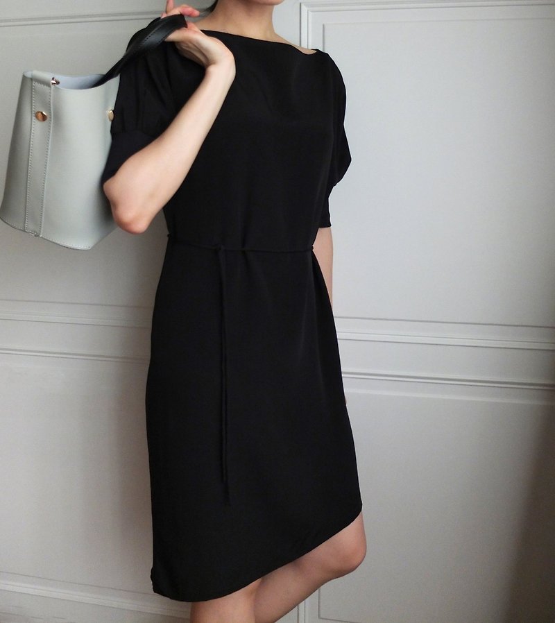 黑色絲質綁帶層次洋裝(只剩原版樣品小碼) - 洋裝/連身裙 - 其他材質 黑色