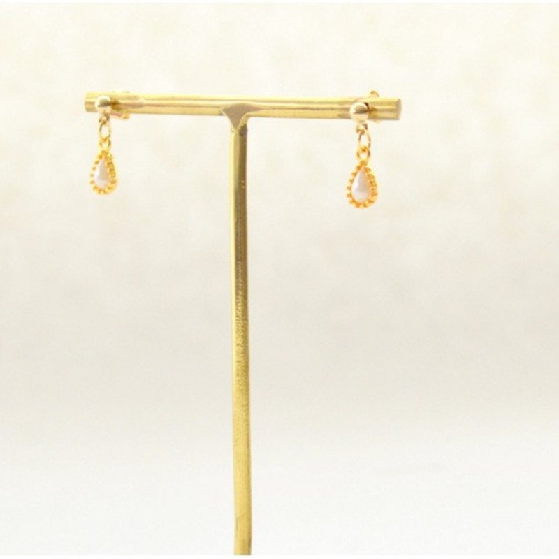 earrings Mille Grain Dorp Pearl Pierce - 耳環/耳夾 - 其他金屬 金色