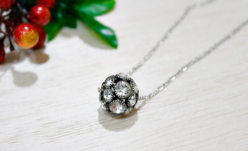 Alloy X Rhinestone Necklace-Shiny and Bright-Limited x1- - สร้อยคอ - โลหะ สีเทา