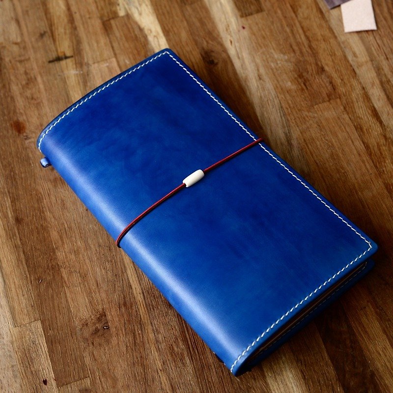 Cans Hand-made Hand-dyed Blue Vegetable Tanned Leather Travel Notebook TN Cowhide Notepad Notebook Handbook Standard - Notebooks & Journals - Genuine Leather Blue