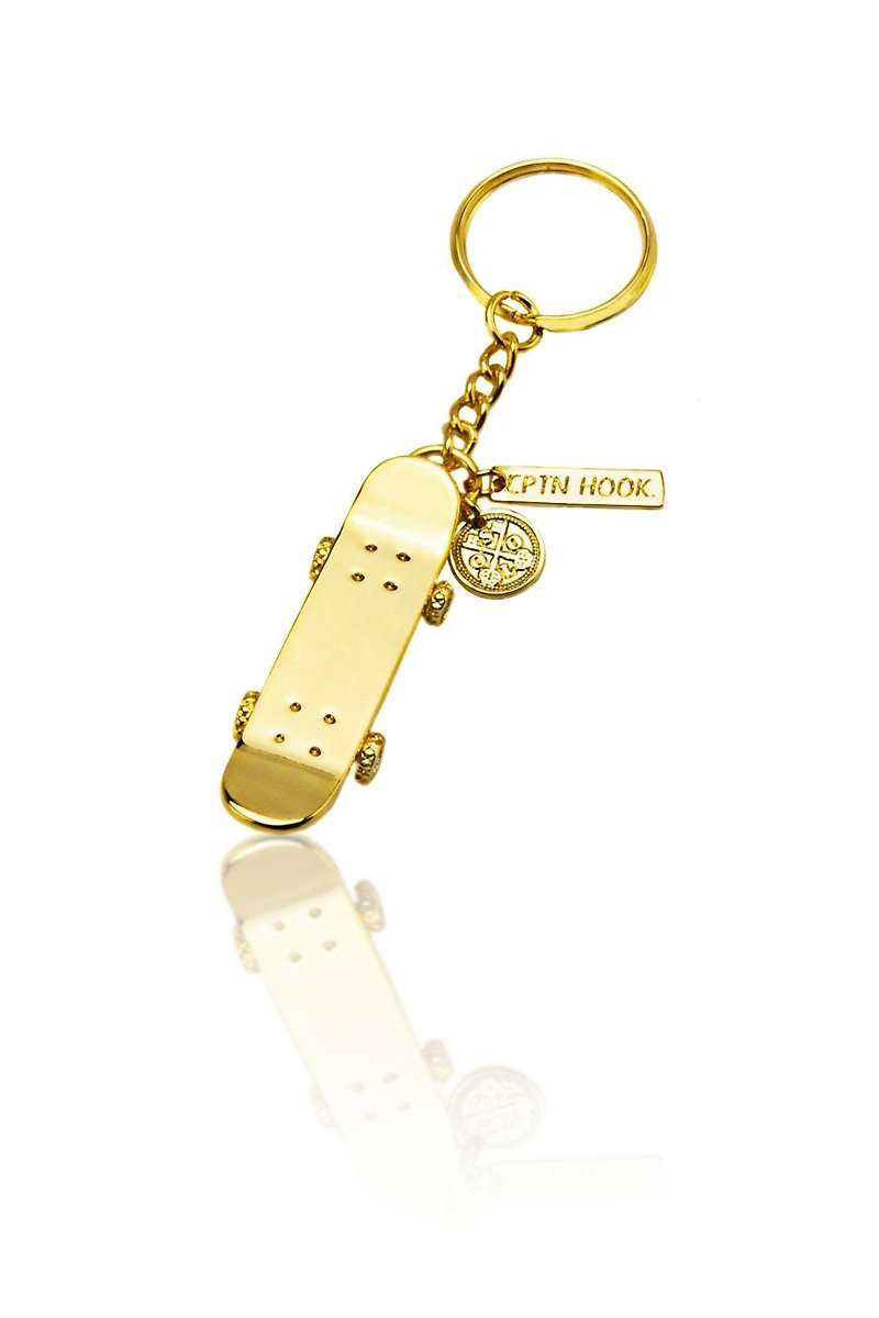 SOLO X CPTN HOOK. SKATEBOARD KEYRING gold color skateboard key ring jewelry - ที่ห้อยกุญแจ - โลหะ สีทอง
