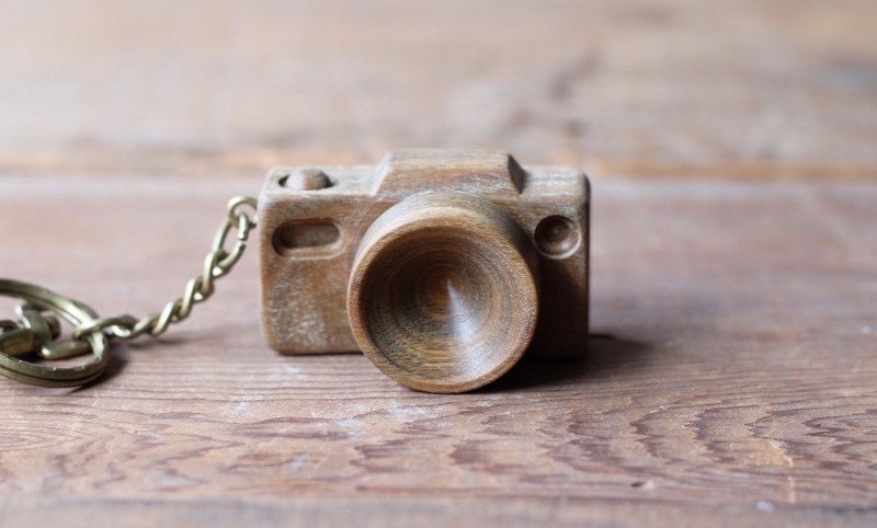 Handmade wooden miniature camera ▣ green ebony key ring - Keychains - Wood Green