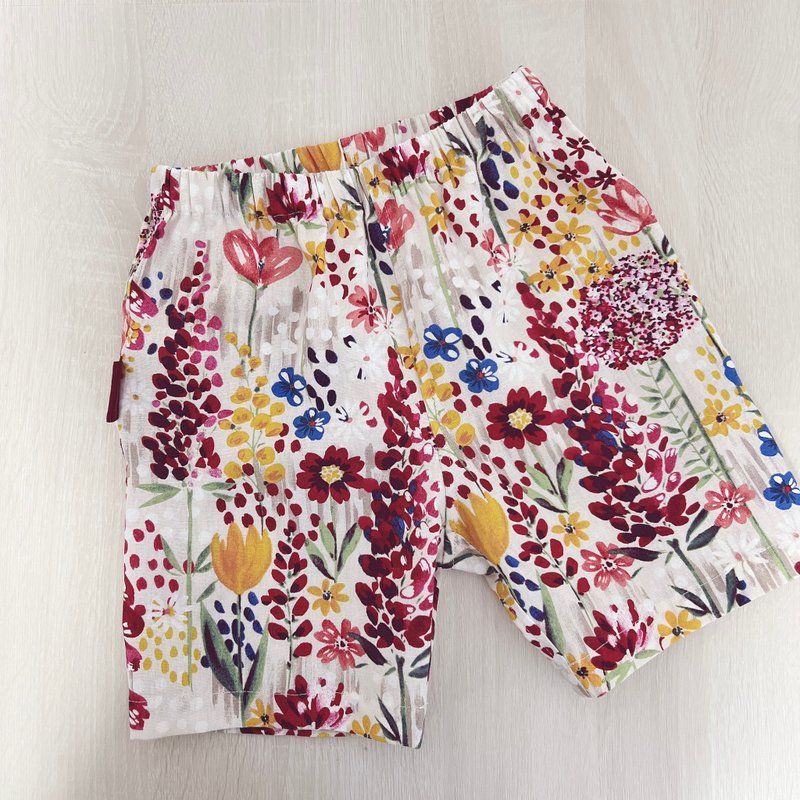 Jinbei shorts five-quarter pants watercolor garden - Pants - Cotton & Hemp Red