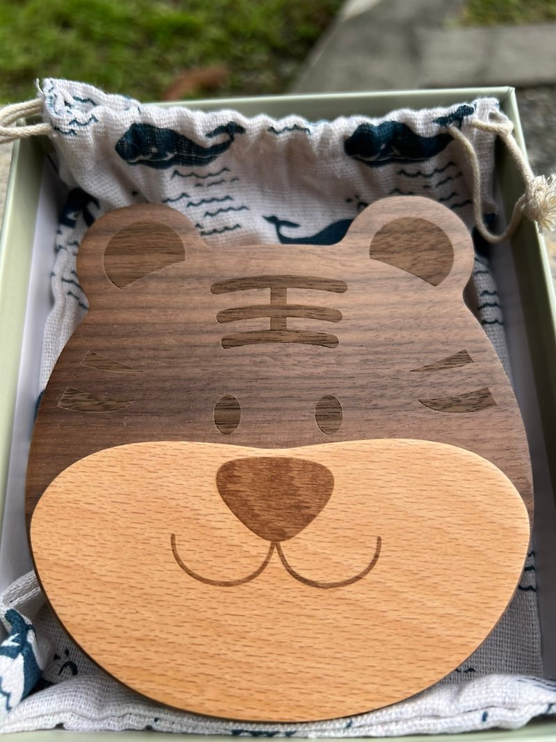 Aoki Workshop/ Customizable-Baby Tooth Box (Tiger) - Storage - Wood Brown