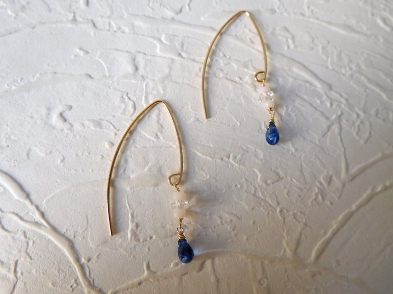 Bag 14K shape hook type kyanite crystal simple earrings reservation - Earrings & Clip-ons - Other Materials Blue