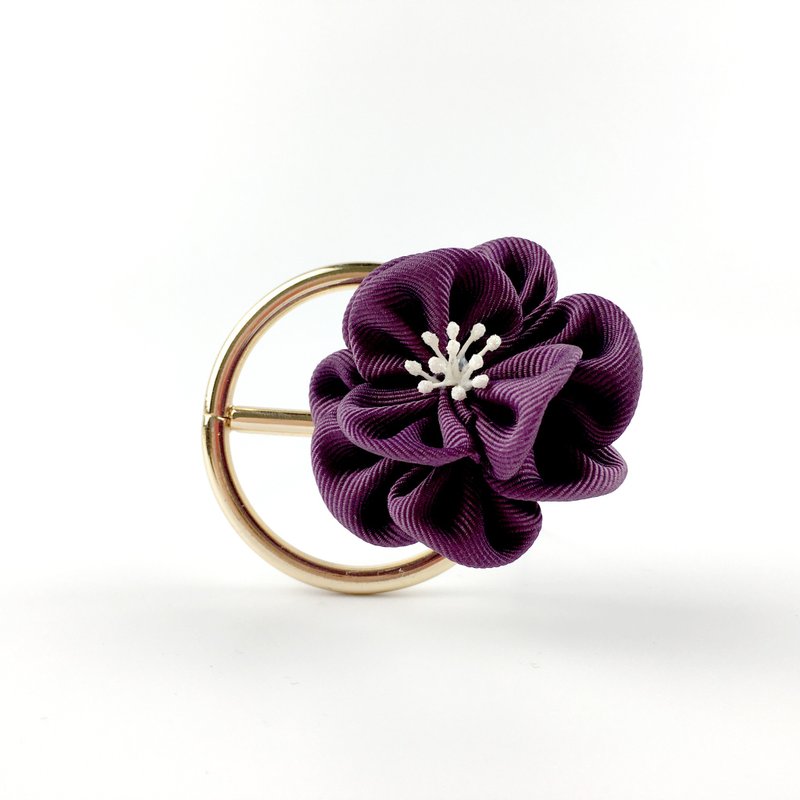 Kaika Ato / Camellia tea-deep purple / Japanese style cloth flower / つまみ簡工花簪 - เครื่องประดับผม - วัสดุอื่นๆ สีม่วง