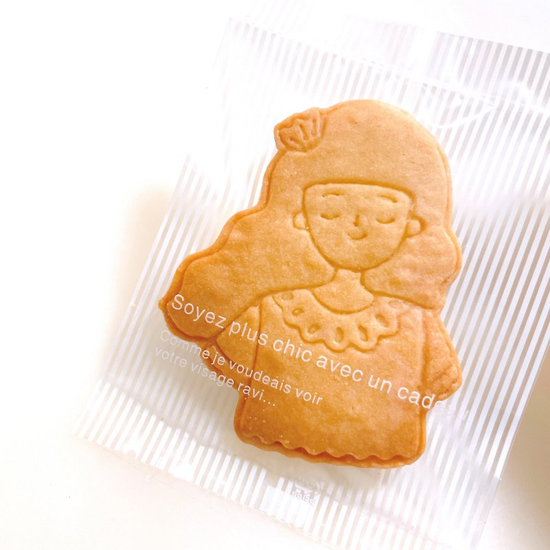 The spring breeze is blowing on the smiling girl. 20 sea salt butter biscuits - คุกกี้ - อาหารสด 