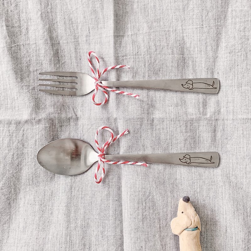 Have a good meal. Dachshund hairline stainless steel spoon fork group exchange gift - Cutlery & Flatware - Other Metals Gray