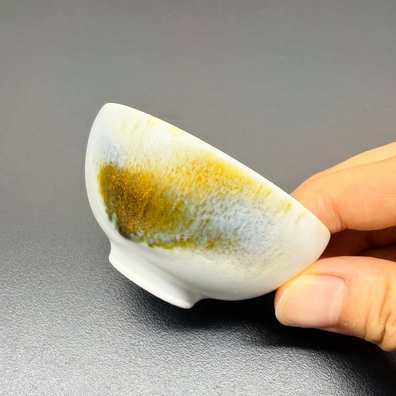 寫意汝窯山水功夫杯 60ml 邱毓寧 鶯歌燒 C9-03 - 茶壺/茶杯/茶具 - 瓷 白色