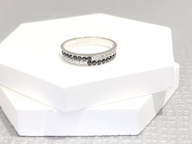 Simple and simple/personalized double row diamond ring - แหวนทั่วไป - เงิน สีเงิน