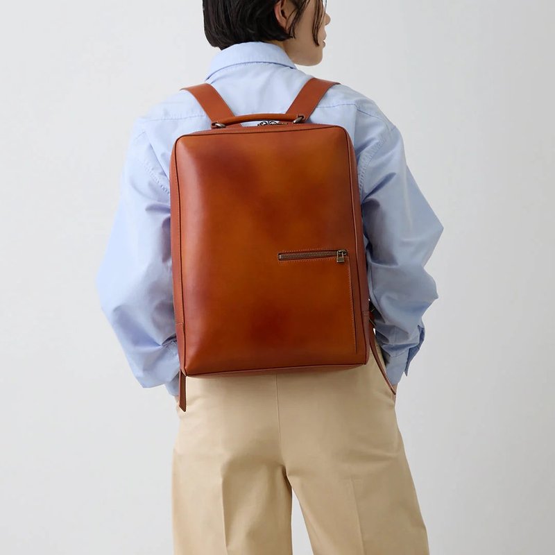 Antique square backpack-retro camel - กระเป๋าเป้สะพายหลัง - หนังแท้ สีนำ้ตาล