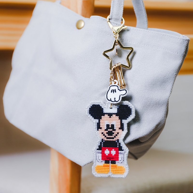 【Mickey】Disney Ornament - Cross Stitch Kit | Xiu Crafts - Knitting, Embroidery, Felted Wool & Sewing - Thread Multicolor