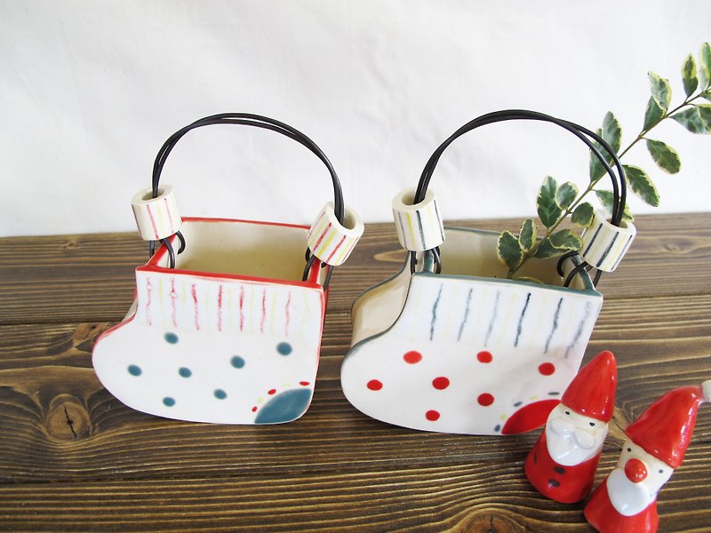 Christmas stockings small basket - Items for Display - Porcelain 