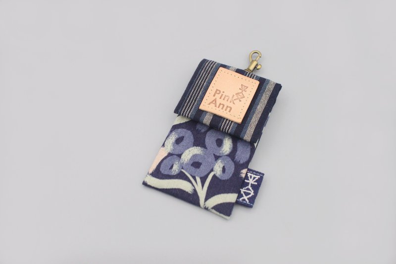 Ping An Classic Card Holder - Donut Flower (Blue), Business Card Holder, Easy Card Direct Induction - ที่ใส่บัตรคล้องคอ - ผ้าฝ้าย/ผ้าลินิน สีน้ำเงิน