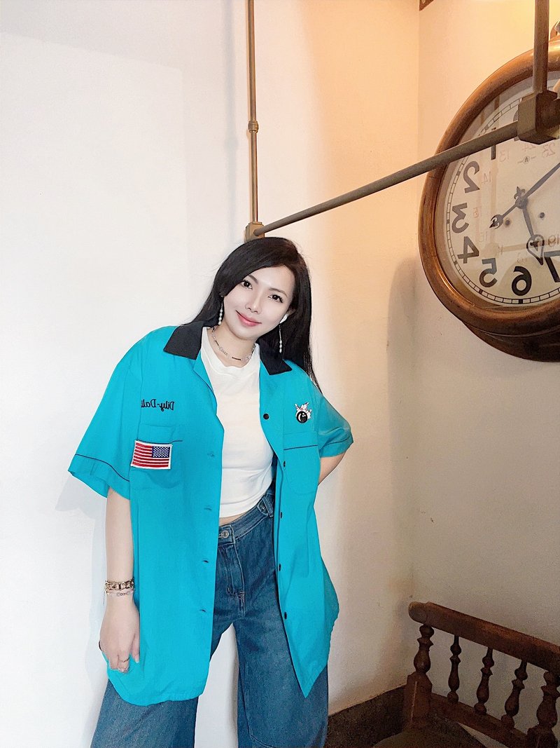 湖水藍刺繡美國隊 保齡球衫bowling shirt ボウリングシャツ - 女襯衫 - 棉．麻 多色