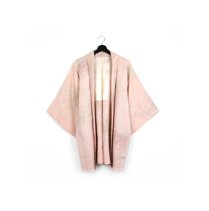 Back to Green-Japan with back feather woven pink glitter embroidery / vintage kimono - เสื้อแจ็คเก็ต - ผ้าไหม 
