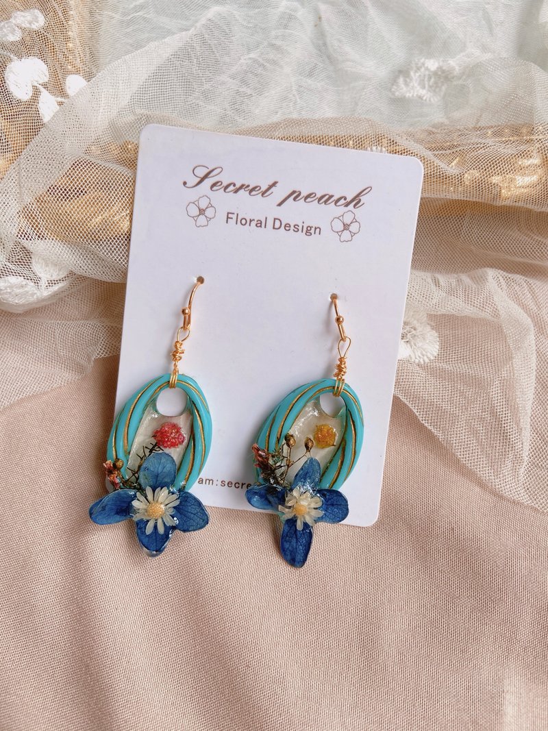 Preserved Flower Fairy Blue Fairy Feel Preserved Flower Earrings Handmade Earrings Jewelry - Earrings & Clip-ons - Plants & Flowers Blue