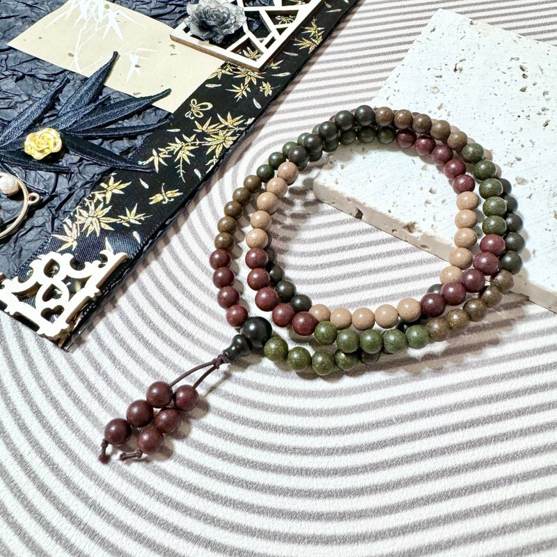 108 Beads Five Elements Traditional Chinese Medicinal Blended Incense Bracelet / Auspicious Fortune / Healing / Mother's Day Gift / Gift Giving - Bracelets - Plants & Flowers Multicolor